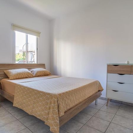 Downtown Larnaca Appartement Buitenkant foto